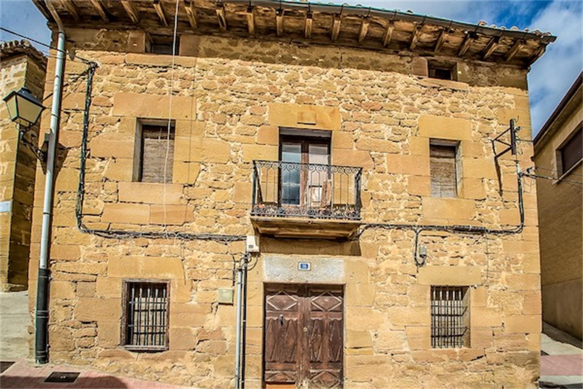 Exterior view of Country house for sale in Villabuena de Álava / Eskuernaga