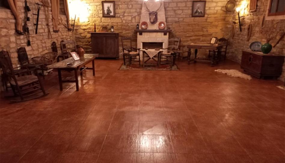 Casa adosada en venda a Calle Toribio Herrero, 16, Porcuna, Jaén - imatge 1 Foto 1 de Casa adosada en venda a Calle Toribio Herrero, 16, Porcuna, Jaén