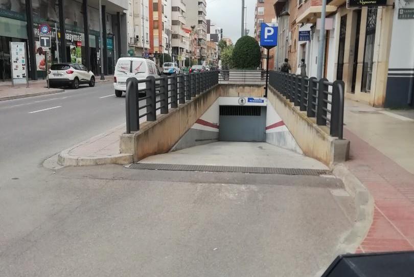 Photo 1 of Garage for sale in Avenida de la Mura, Cariñena - Carinyena, Castellón