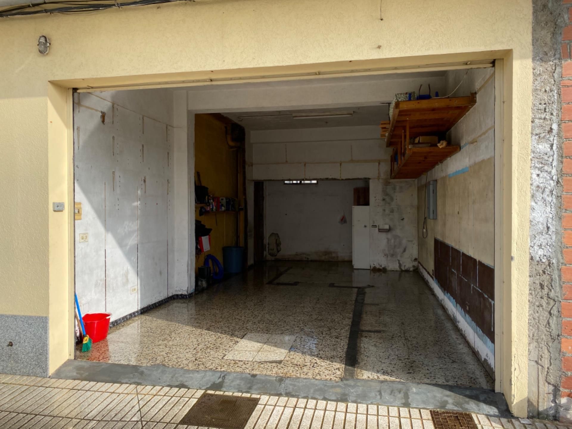 Local en venta en Ordes