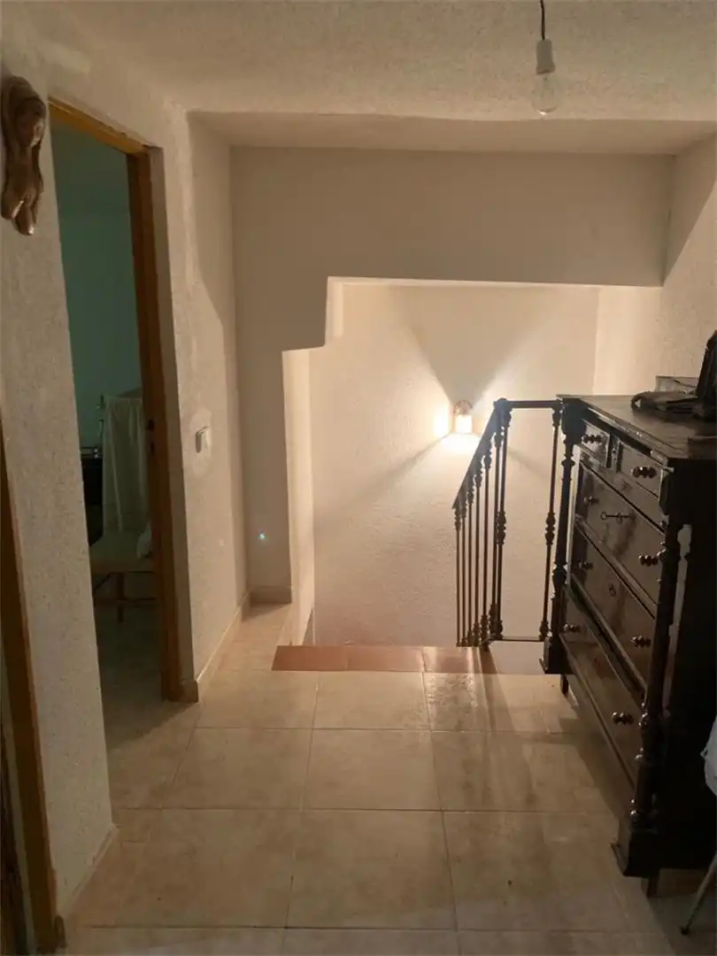 Detached homes for sale in Calle Enmedio, Iniéstola Detached homes for sale in Iniéstola with Furnished