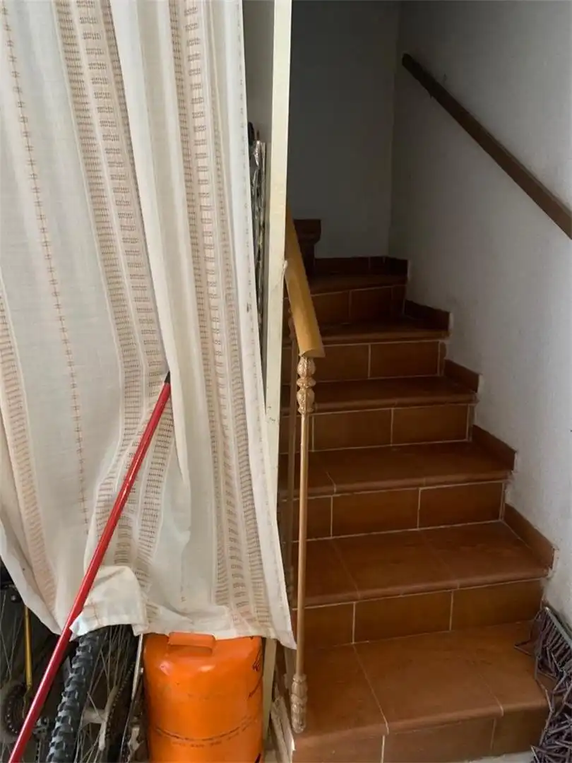 Detached homes for sale in Calle Enmedio, Iniéstola Detached homes for sale in Iniéstola with Furnished