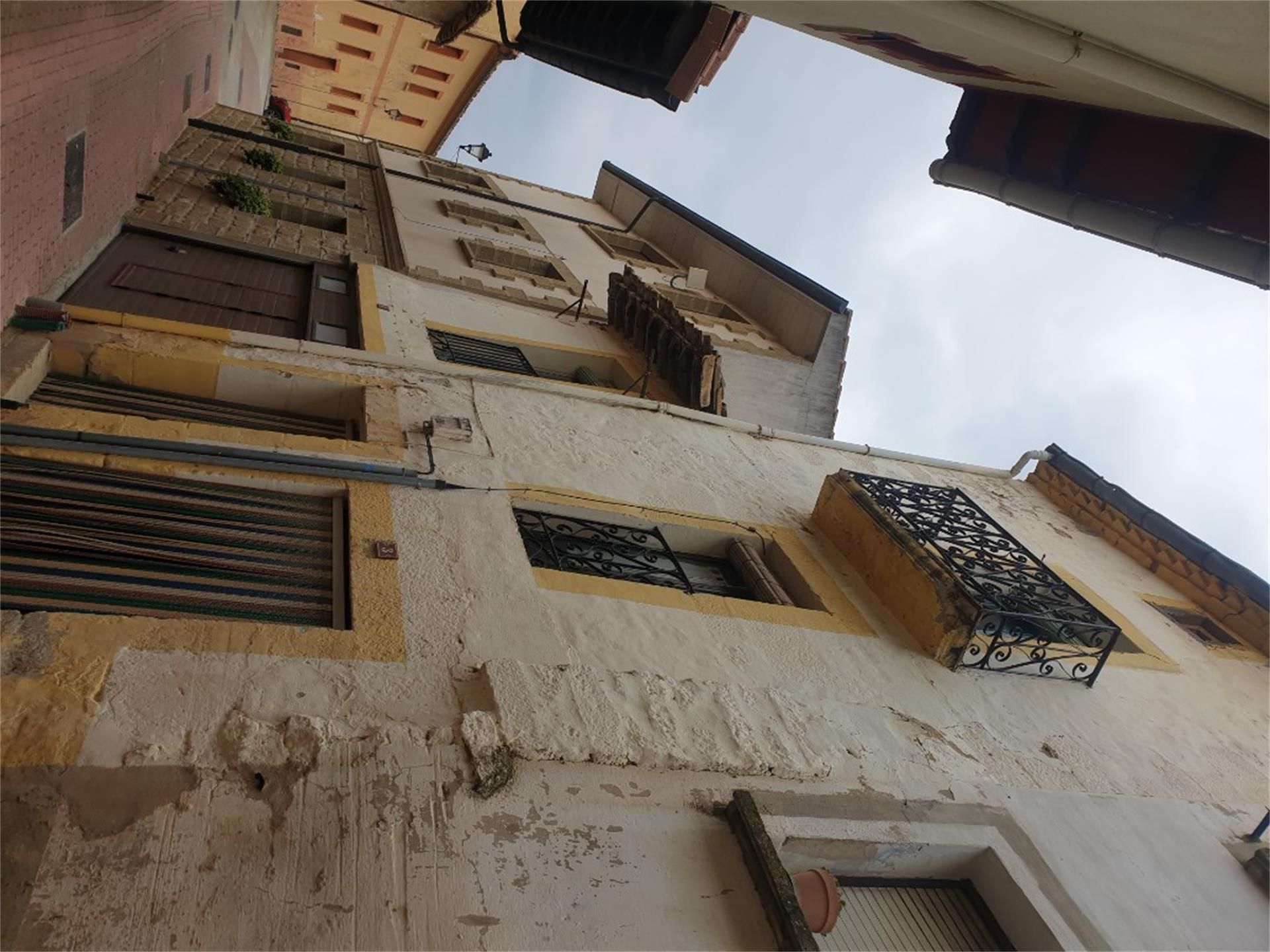 Vista exterior de Casa adosada en venda en Kripan amb Traster