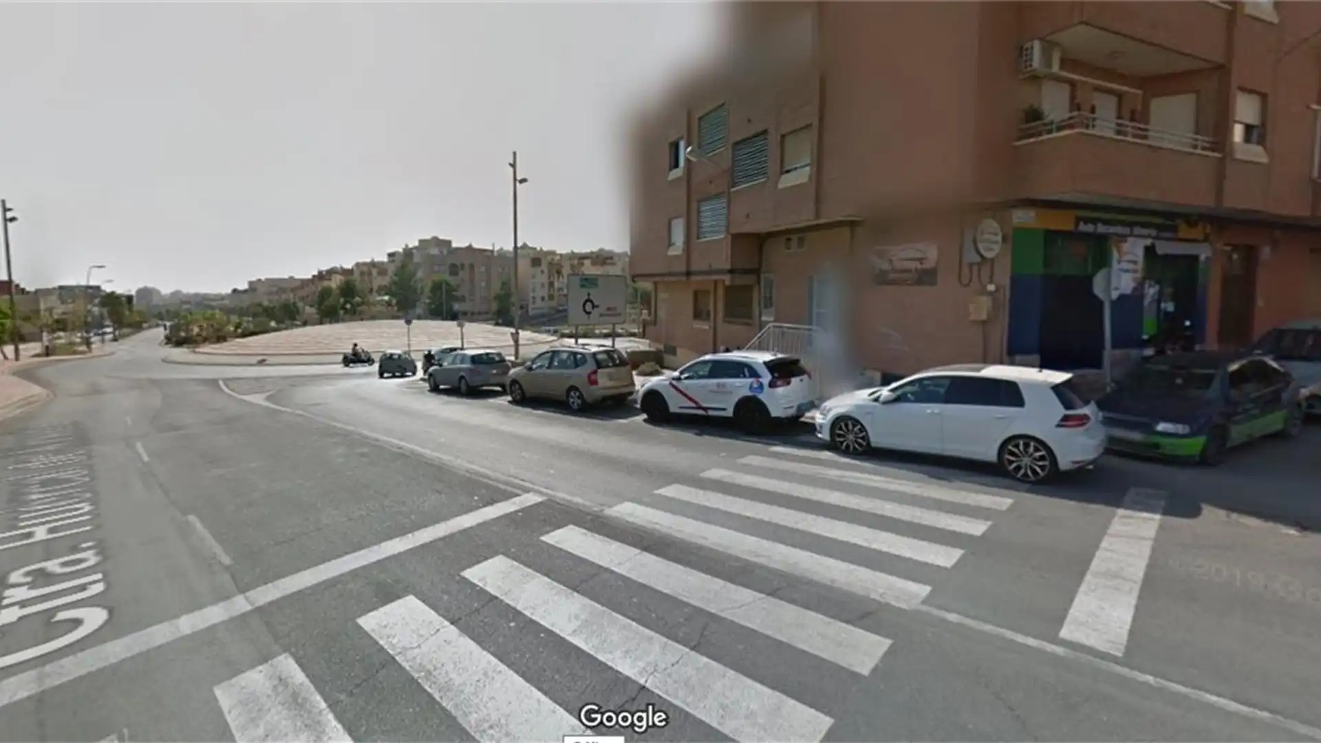 Vista exterior de Local de alquiler en  Almería Capital