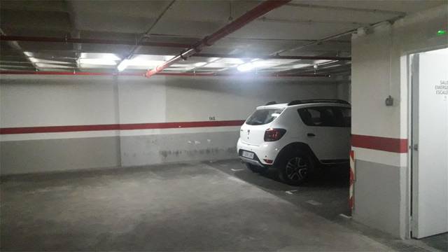 Garaje en Venta en Carrer de la Indústria, 90 en Sagrada Família