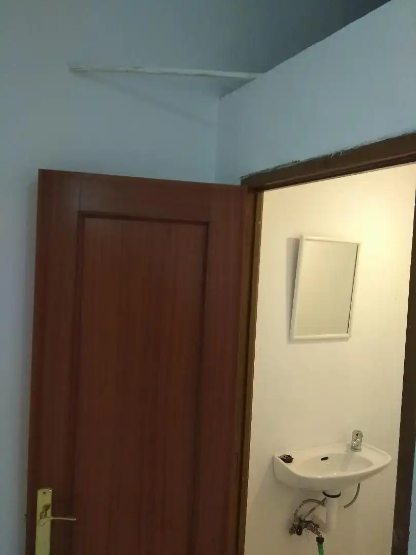 Schlafzimmer von Büro zur Miete in Sevilla