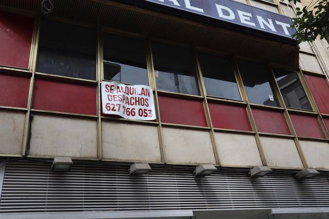 Oficina en Alquiler en Calle de Roldán y Marín en San Bartolomé - Millán de Priego
