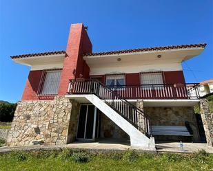 Vista exterior de Casa o xalet en venda en Muros amb Terrassa