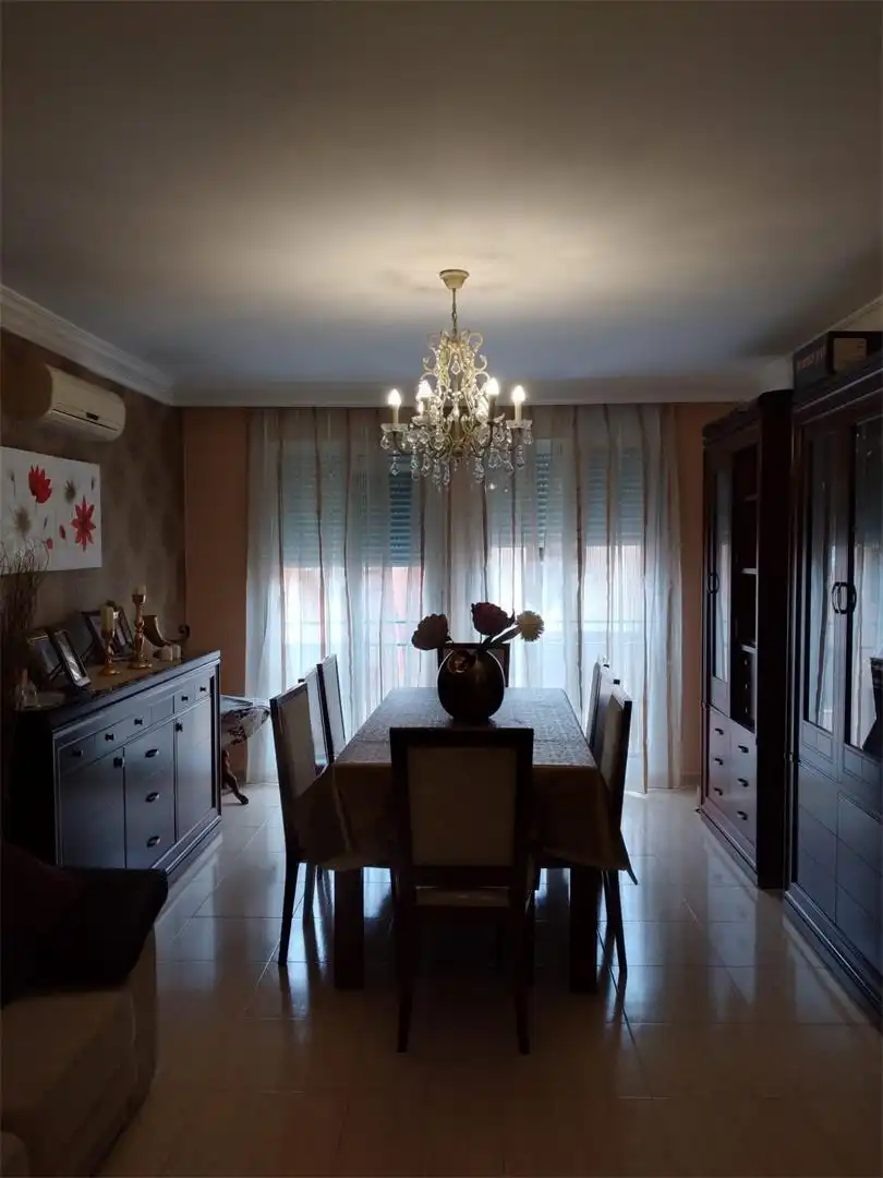 Comedor de Piso en venta en Melilla con Aire acondicionado, Microondas y Balcón