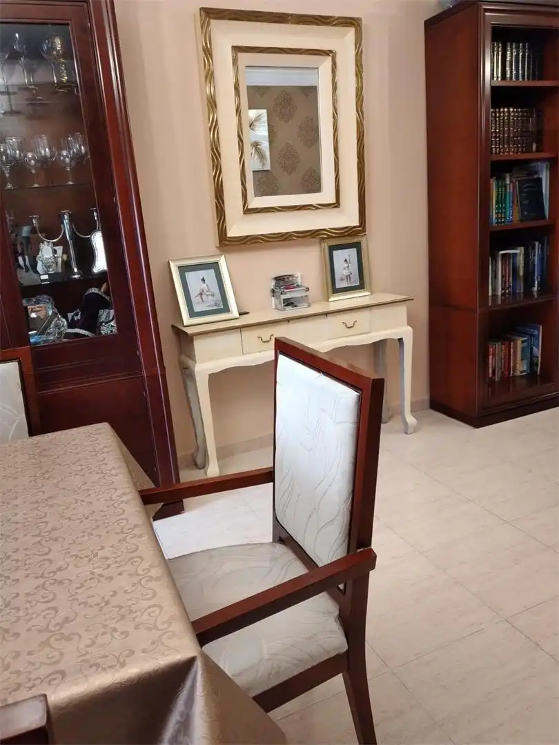 Piso en venta en Melilla con Aire acondicionado, Microondas y Balcón