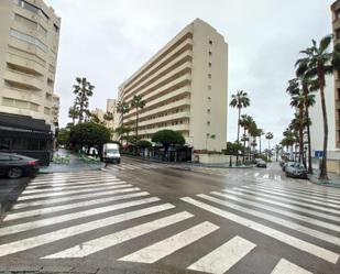 Vista exterior de Local en venda en Marbella amb Aire condicionat i Calefacció