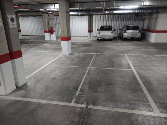 Garaje en Alquiler en Paseo de los Tilos, 76 en La Unión - Cruz de Humilladero - Los Tilos