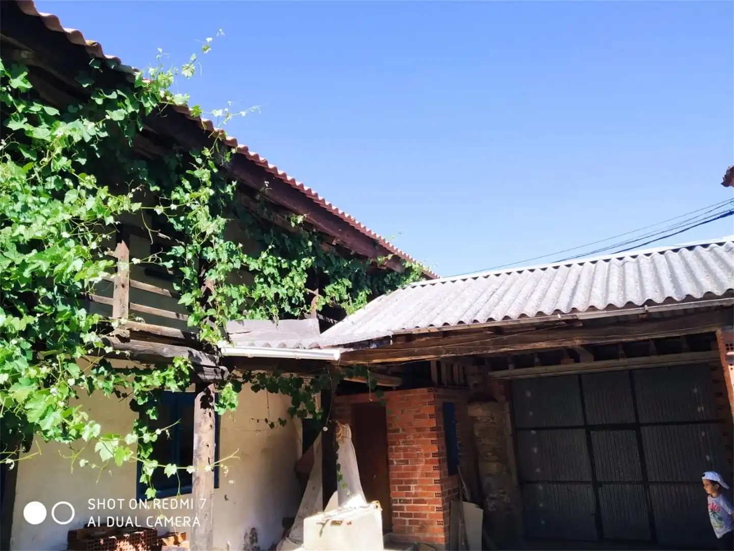 Casa adosada en venta en Calle Real, 104, Santa María de Ordás Vista exterior de Casa adosada en venta en Santa María de Ordás con Balcón