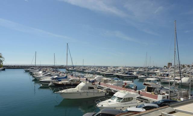 Garaje en Alquiler en Calle Muelle Ribera, 9 en Puerto Banús