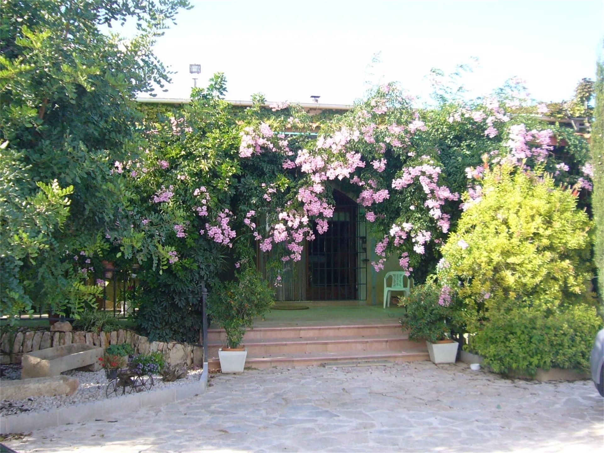 House or chalet for sale in L'Aldea