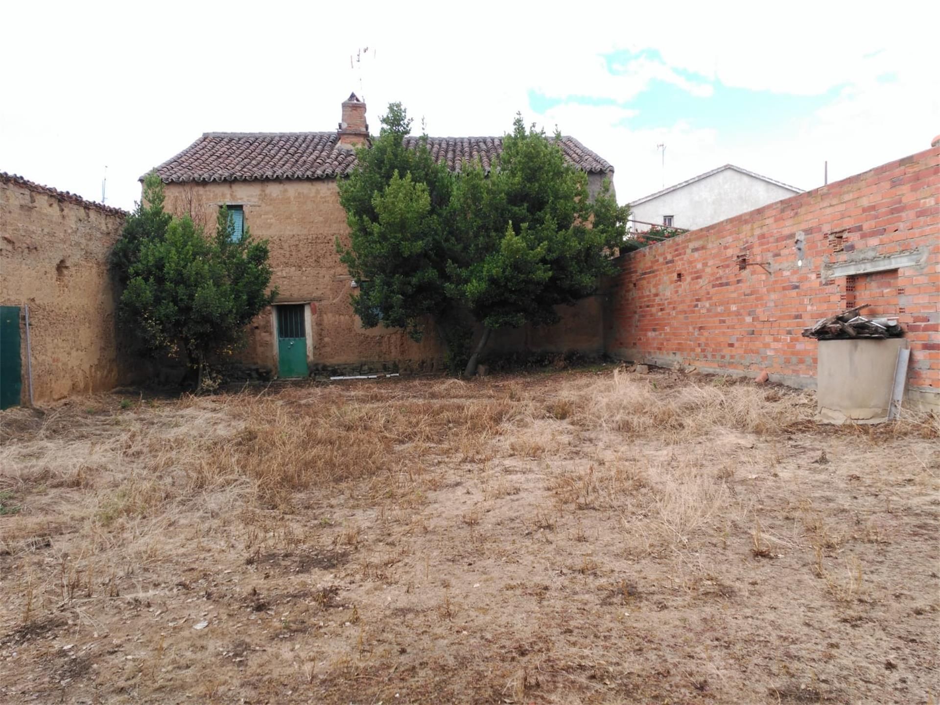 Exterior view of Planta baja for sale in Santovenia  with Storage room