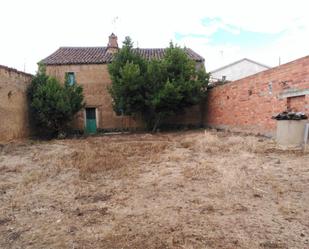 Vista exterior de Planta baixa en venda en Santovenia amb Traster