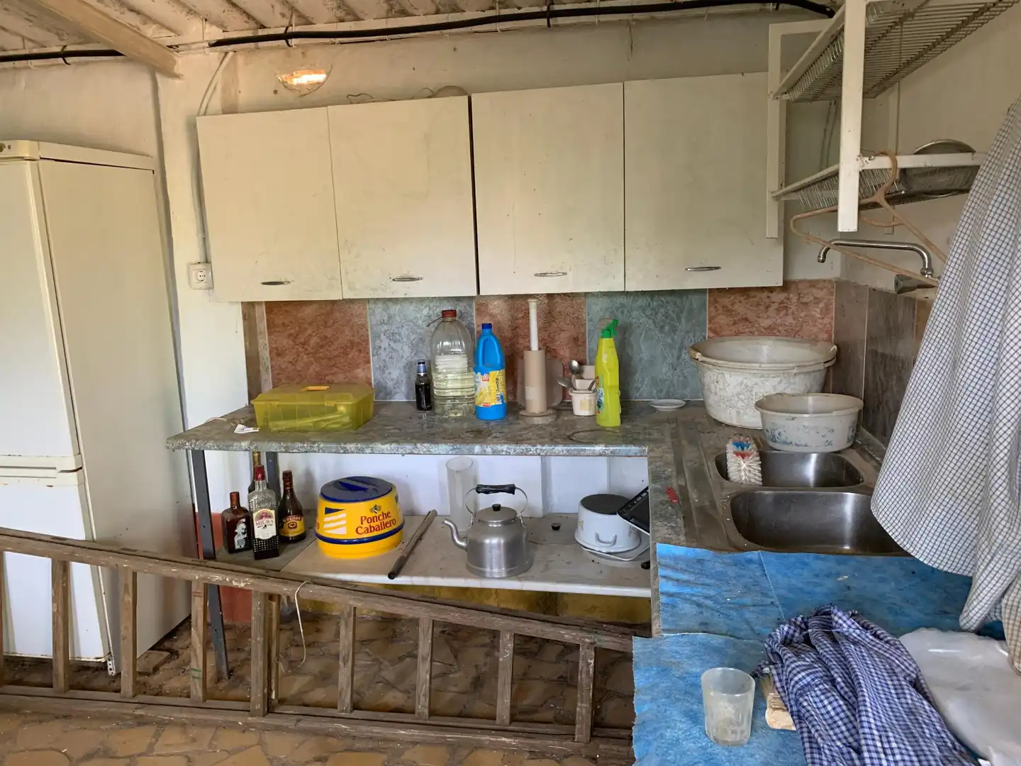 Kitchen of Land for sale in Paterna del Campo
