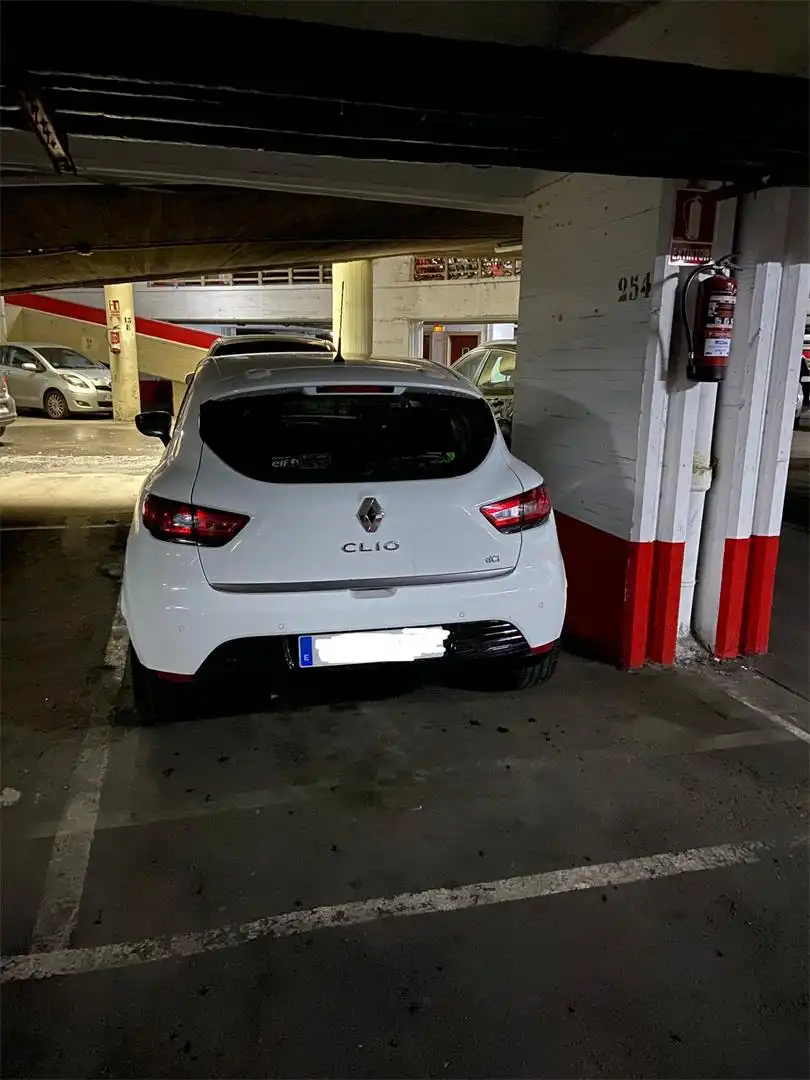 Parking of Garage for rent in Madrid