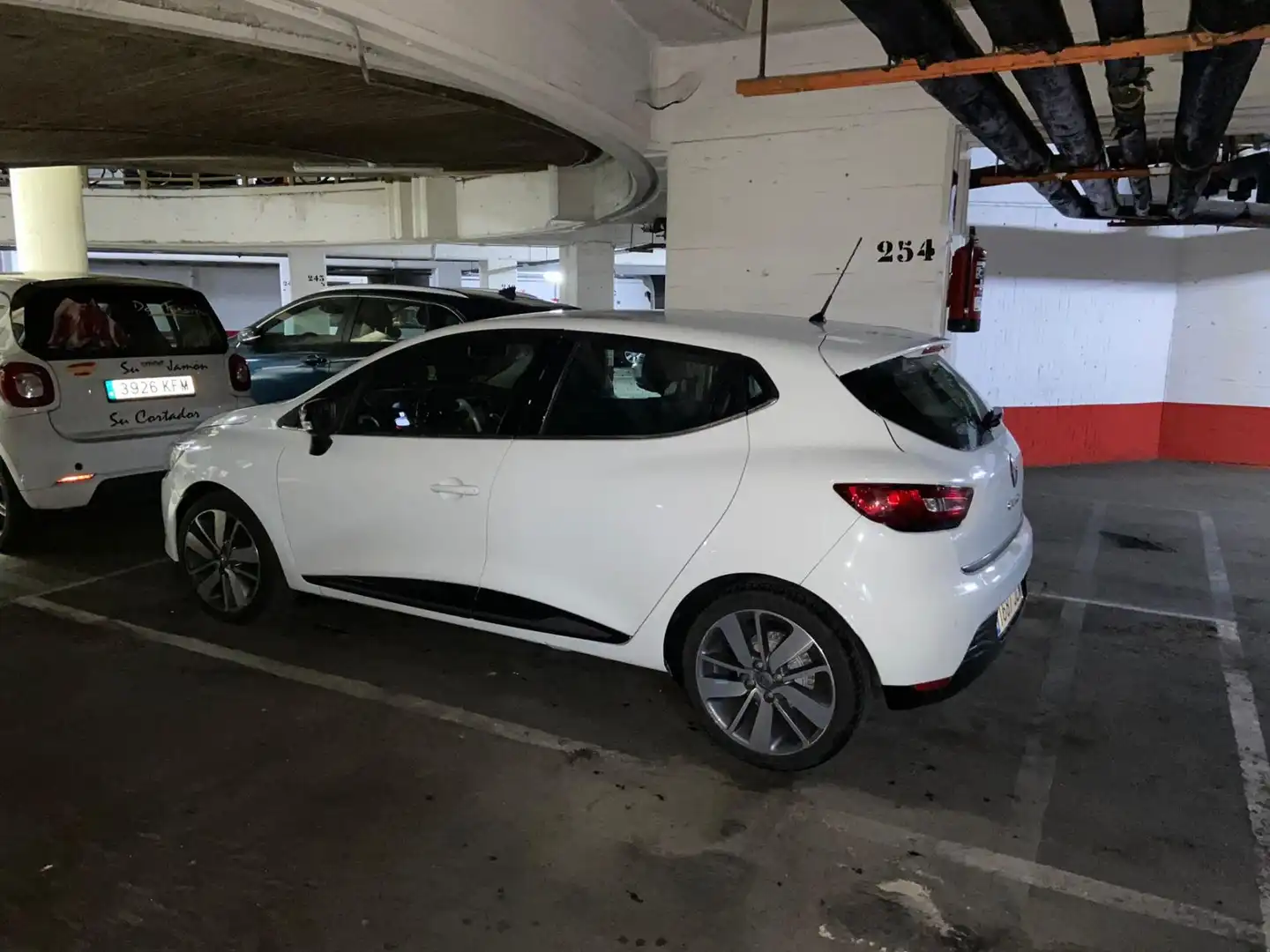 Parking of Garage for rent in Madrid