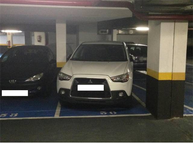 Garaje en Alquiler en Calle de Sor Ángela de la Cruz, 22 en Castillejos - Cuzco