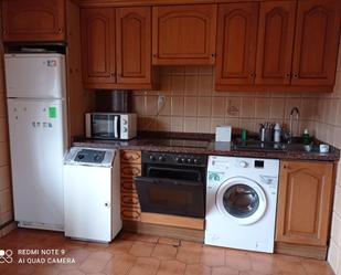 Kitchen of Flat for sale in Pradoluengo  with Terrace