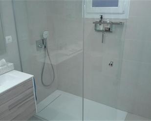 Bathroom of Flat for sale in Aranjuez