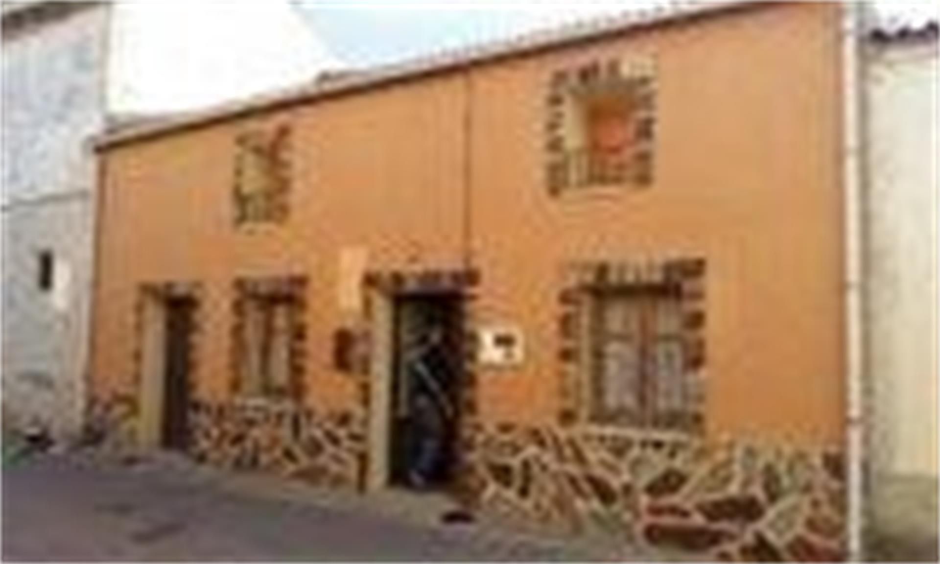 Exterior view of Flat for sale in Palacios de Goda  with Heating, Private garden and Storage room