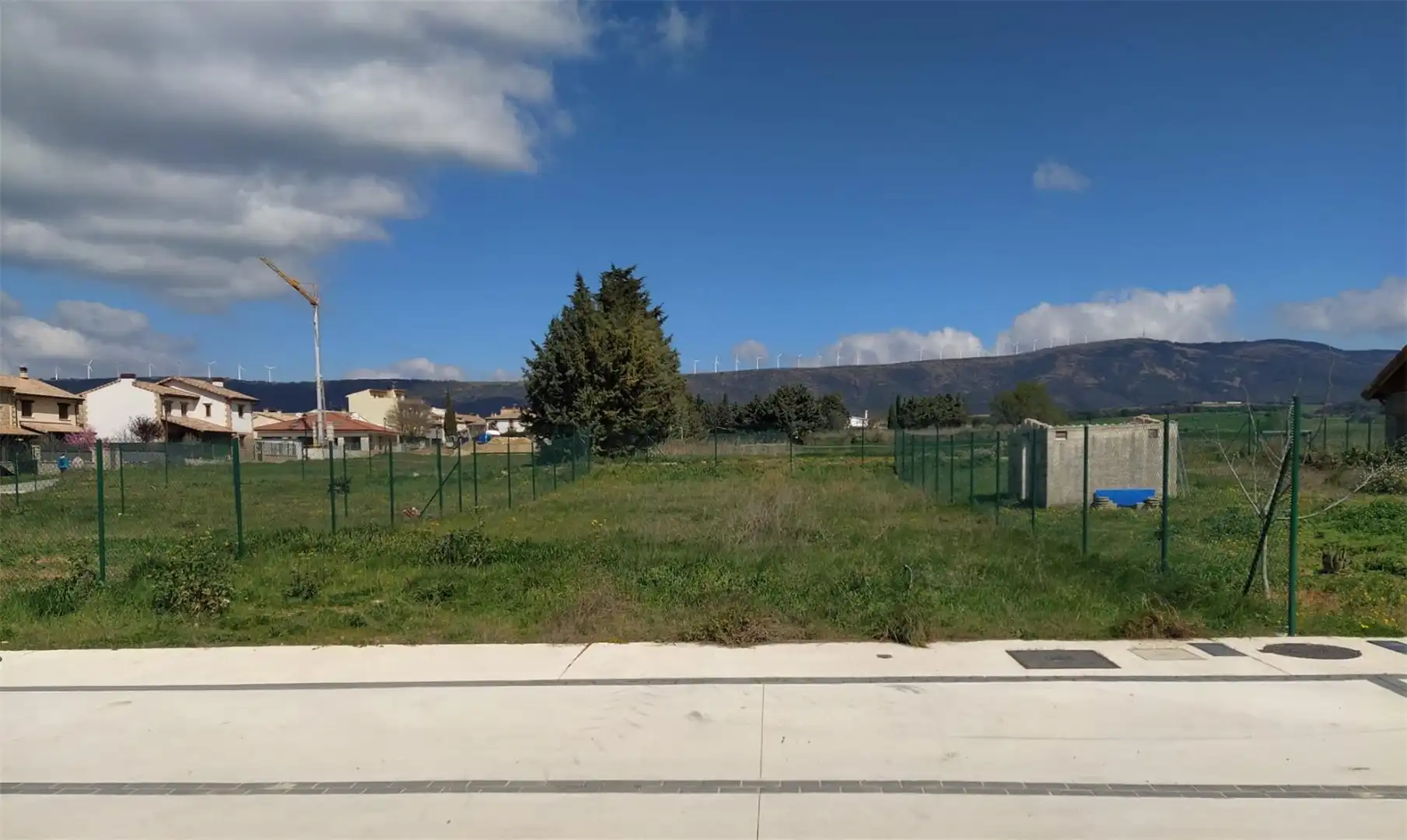 Land for sale in Uterga
