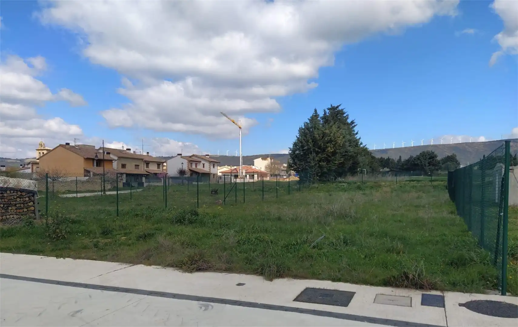 Land for sale in Uterga
