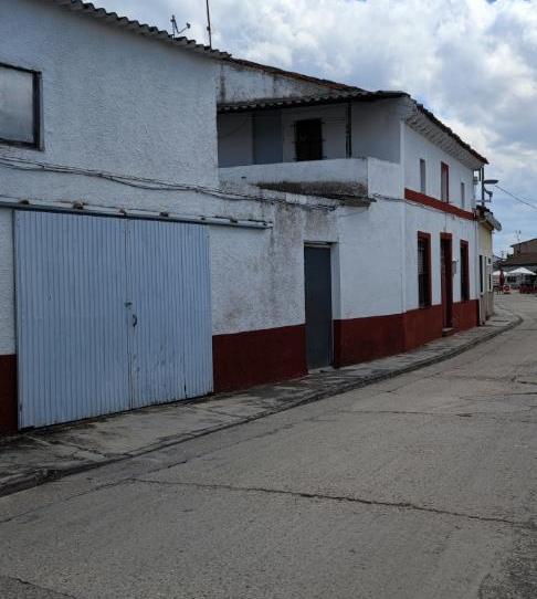 House or chalet for sale in Calle Bodegas, 12, Valdestillas, Valladolid - image 1 Photo 1 of House or chalet for sale in Calle Bodegas, 12, Valdestillas, Valladolid