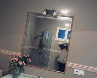 Bathroom of Single-family semi-detached for sale in Fuentes de Andalucía