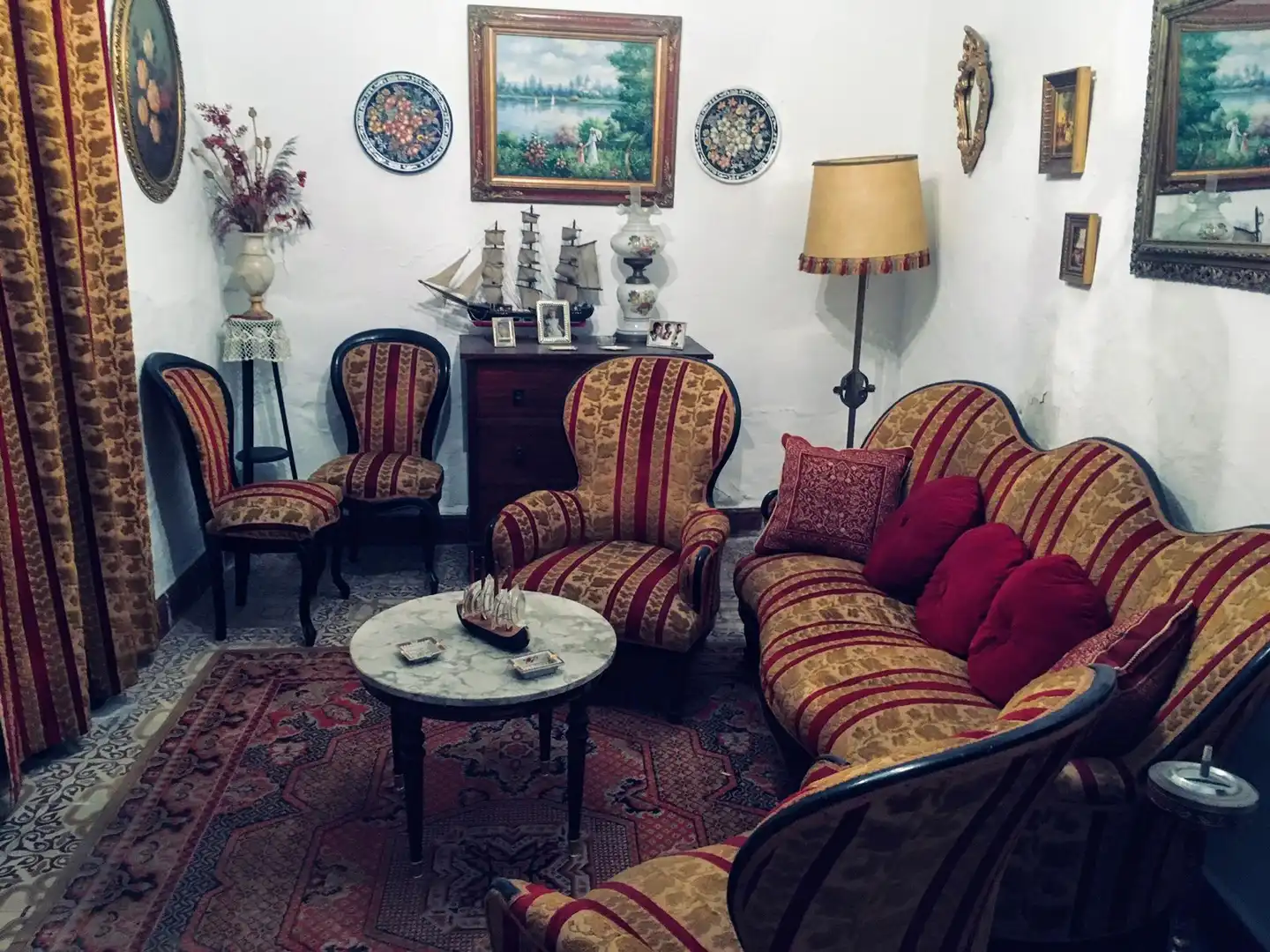 Living room of Detached homes for sale in Fuentes de Andalucía