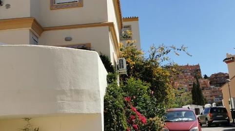 House or chalet for sale in Calle Almuñécar, 28, Lo Cea, Málaga - image 3 Photo 3 of House or chalet for sale in Calle Almuñécar, 28, Lo Cea, Málaga