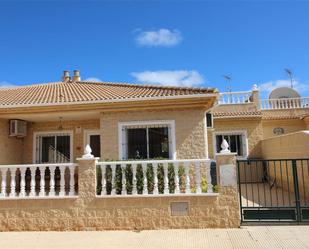 Vista exterior de Casa o xalet en venda en Cartagena amb Aire condicionat, Terrassa i Balcó