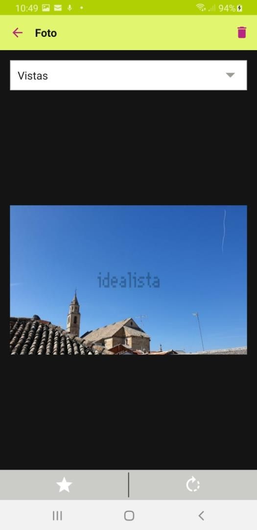 Vista exterior de Casa adosada en venda en Villacarrillo amb Aire condicionat, Calefacció i Jardí privat