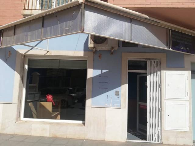 Local comercial en Alquiler en Calle Tejar en Ciudad Jardín - Tagarete - El Zapillo
