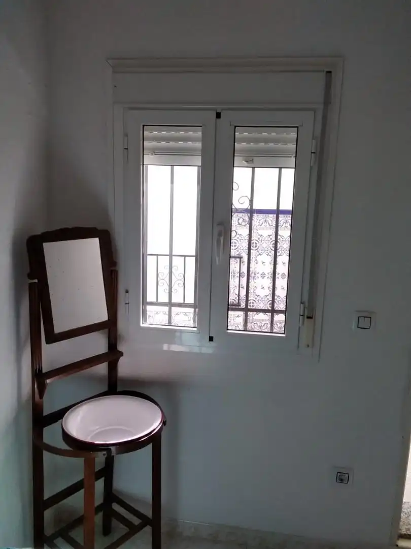 Casa adosada en venda a Calle San Juan, 24, Cuevas de San Marcos Dormitori de Casa adosada en venda en Cuevas de San Marcos amb Moblat i Balcó