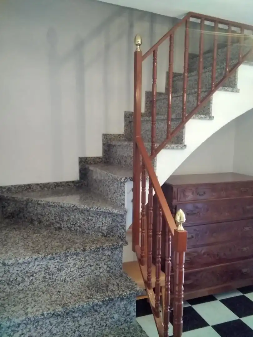 Casa adosada en venda a Calle San Juan, 24, Cuevas de San Marcos Casa adosada en venda en Cuevas de San Marcos amb Moblat i Balcó