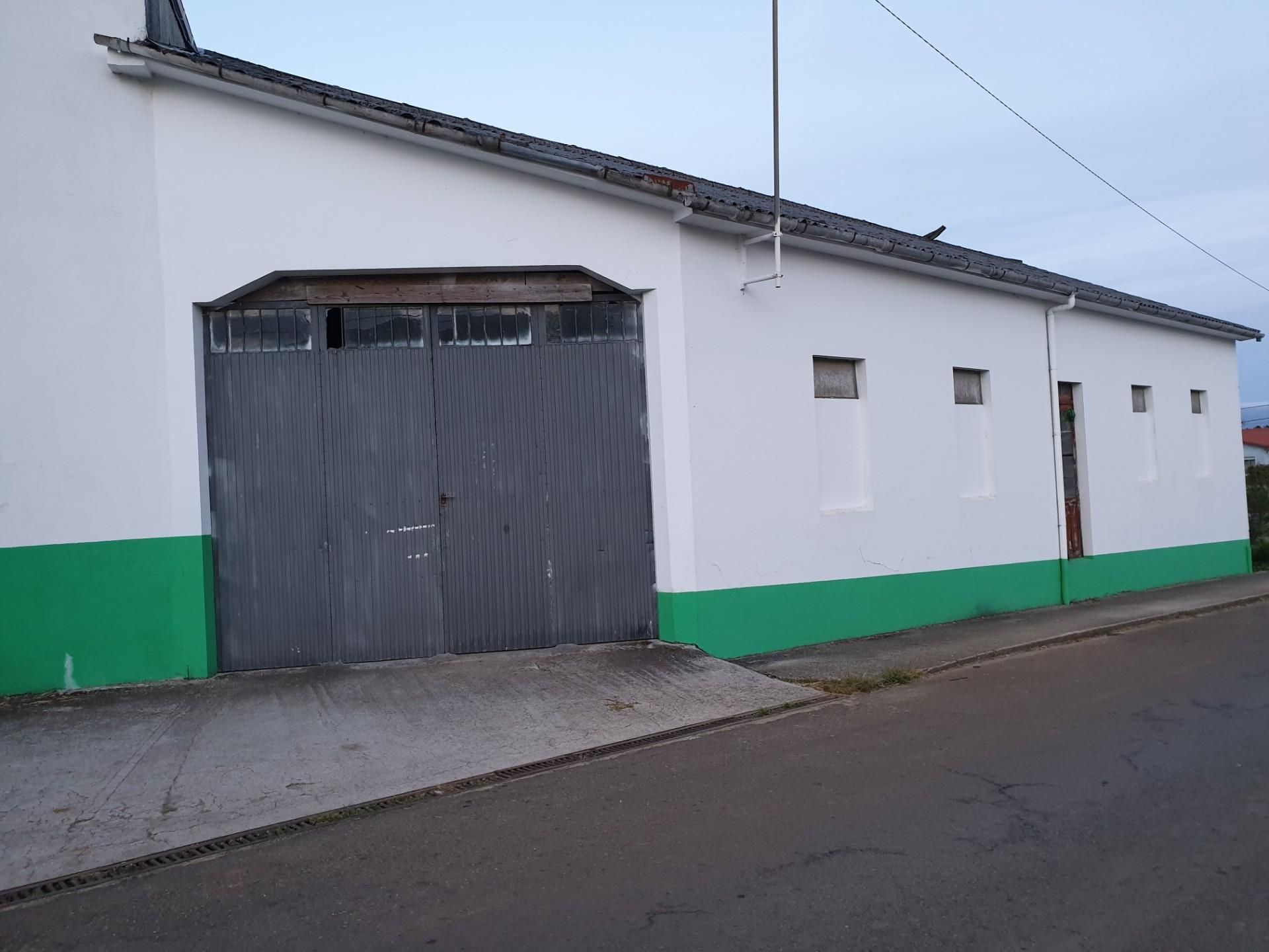 Exterior view of Industrial buildings for sale in Trazo