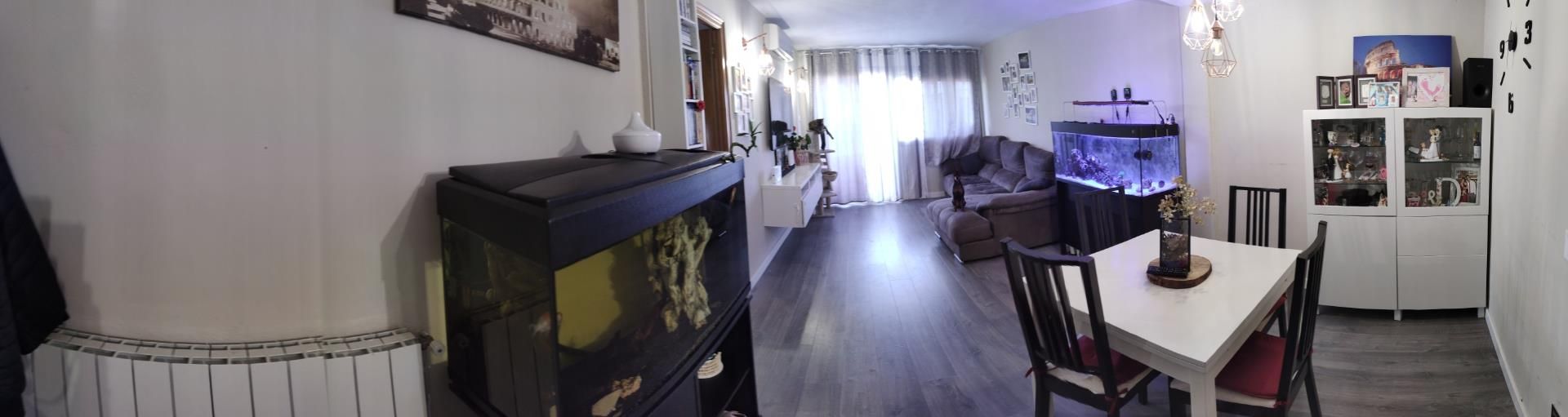 Living room of Flat for sale in Terrassa  with Air Conditioner and Balcony