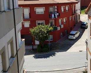 Vista exterior de Pis en venda en Losar de la Vera amb Calefacció, Terrassa i Traster