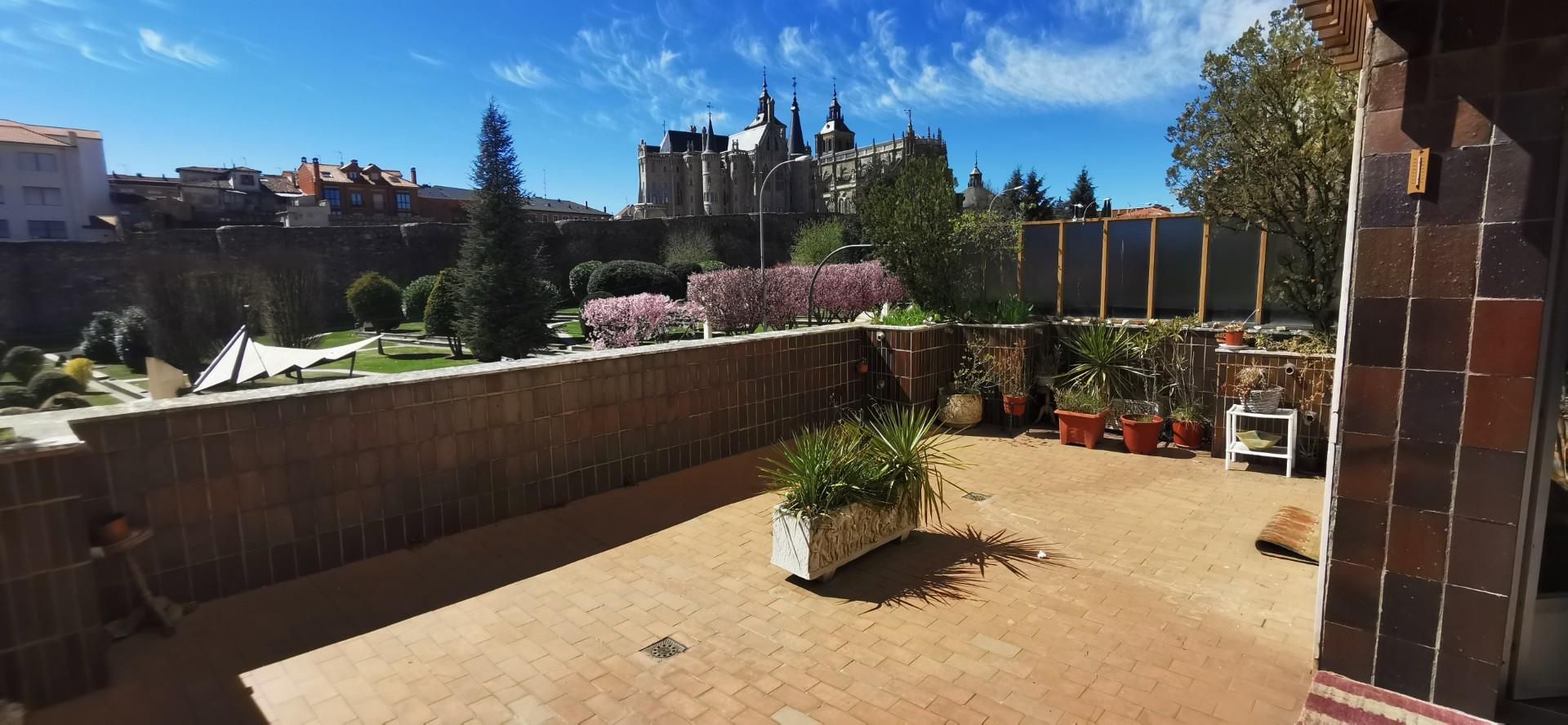 Piso en venta en Avenida de las Murallas, 26, Astorga