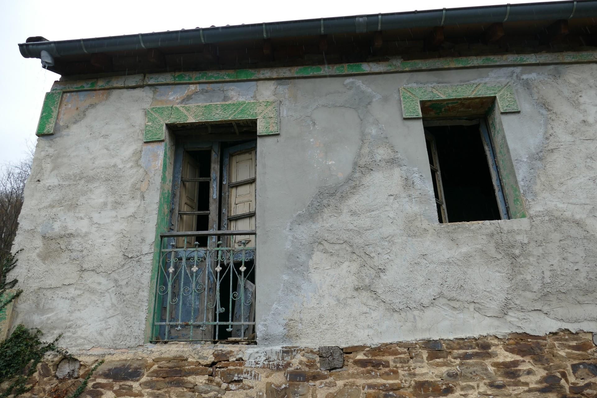 Vista exterior de Casa o xalet en venda en Mieres (Asturias) amb Jardí privat