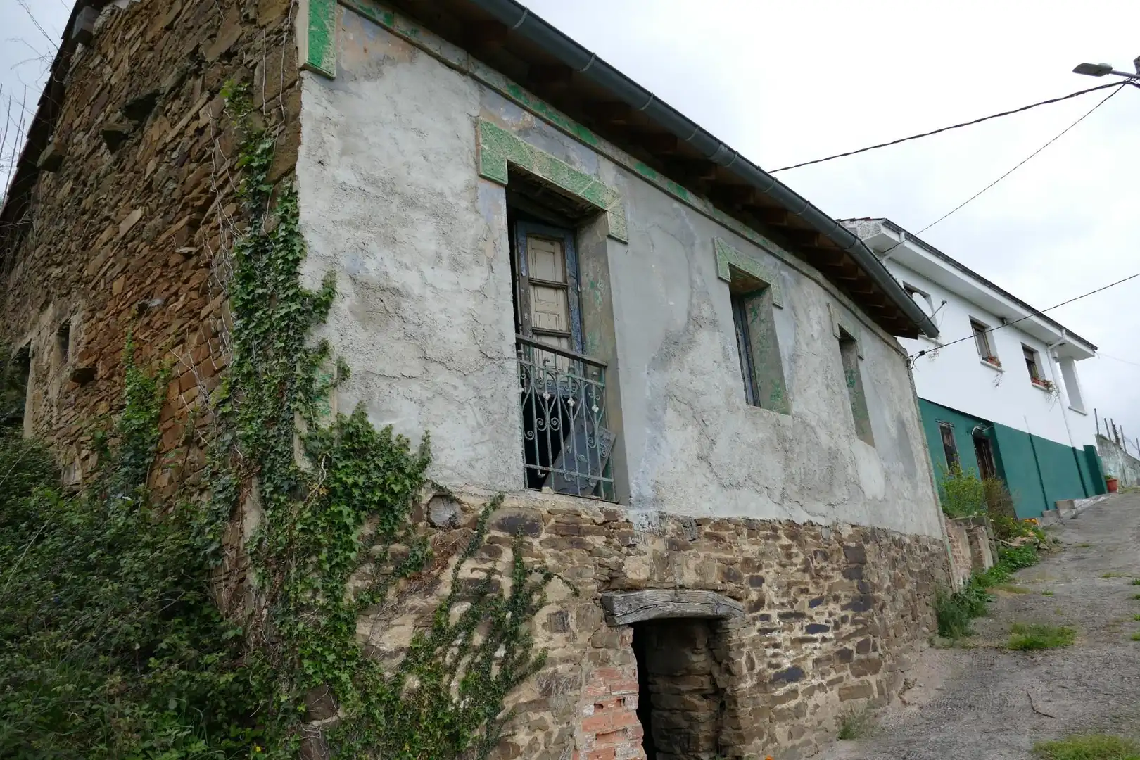 Vista exterior de Casa o xalet en venda en Mieres (Asturias)