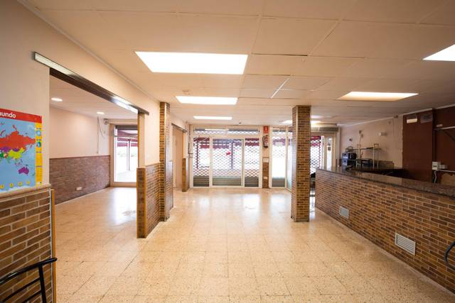 Local comercial en Alquiler en Avinguda de Barcelona en Cunit Residencial