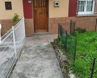 Exterior view of Planta baja for sale in Oviedo 