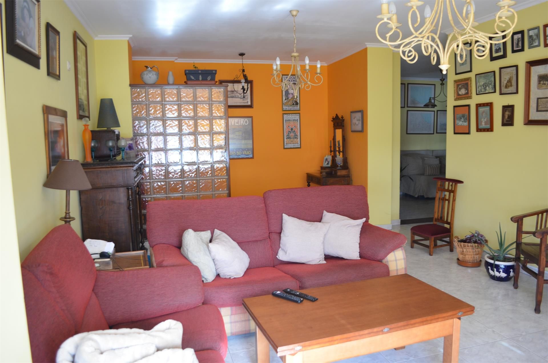 Living room of Flat for sale in Camariñas  with Heating, Parquet flooring and Storage room