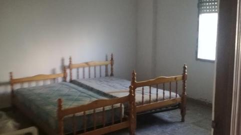 Foto 5 de Planta baixa en venda a Calle San Juan, La Gineta, Albacete