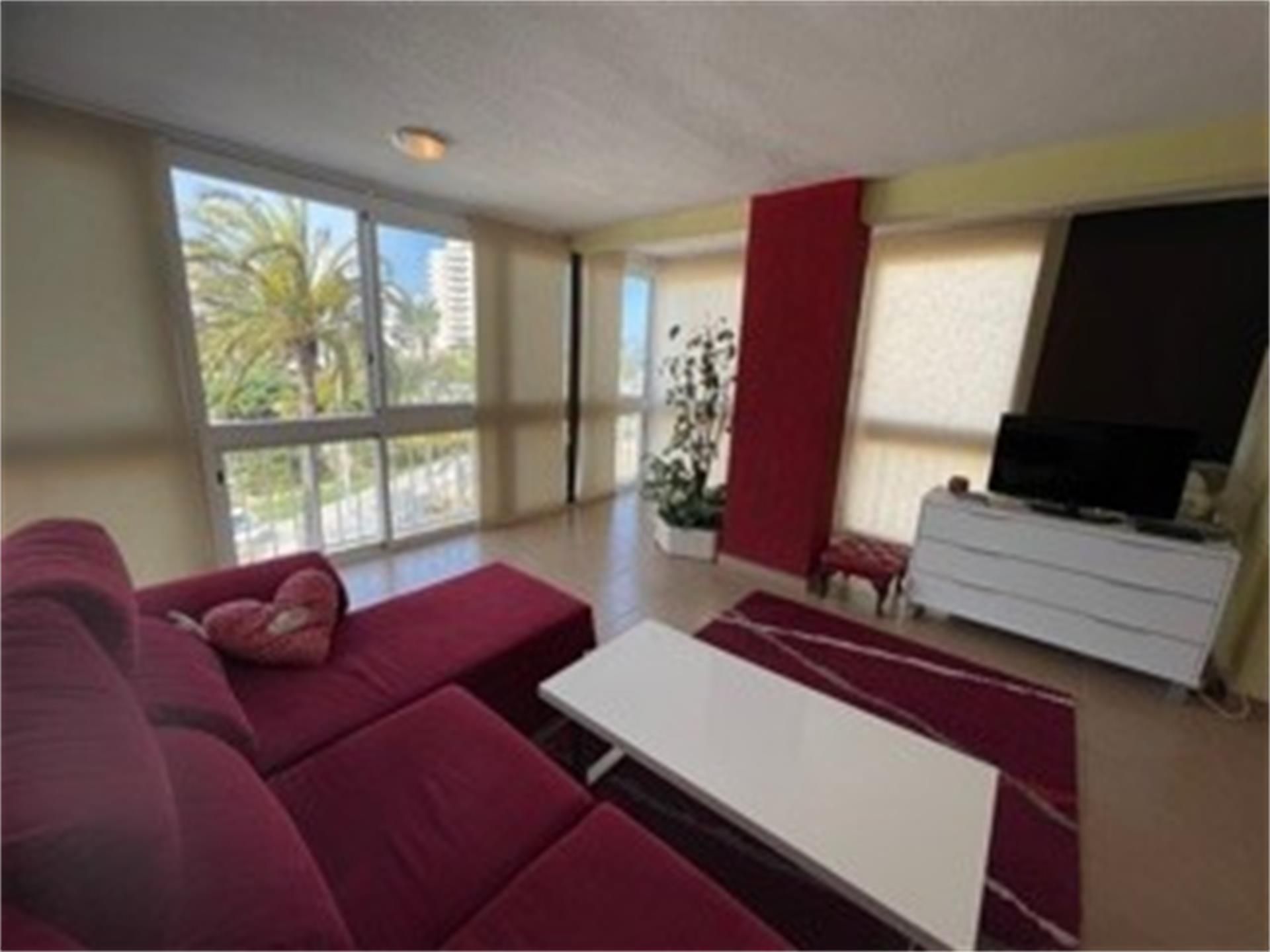 Sala d'estar de Pis de lloguer en Calpe / Calp amb Aire condicionat, Moblat i Forn